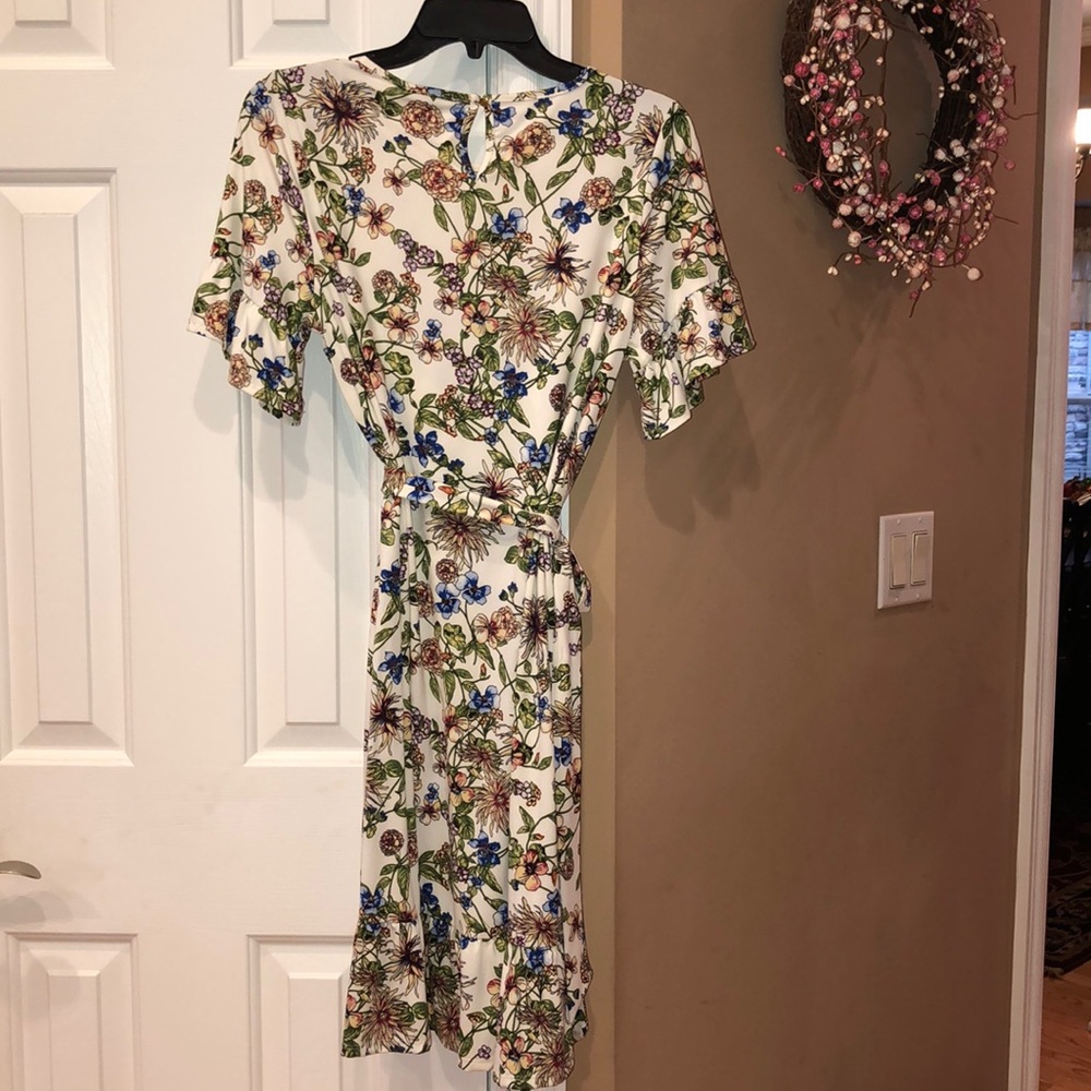 DRESS 👗 - Picture 3 of 3